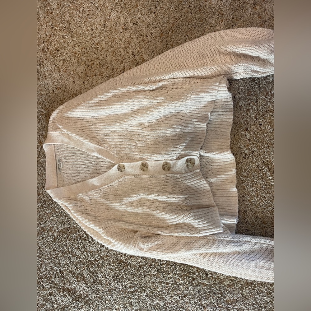 American eagle sweater